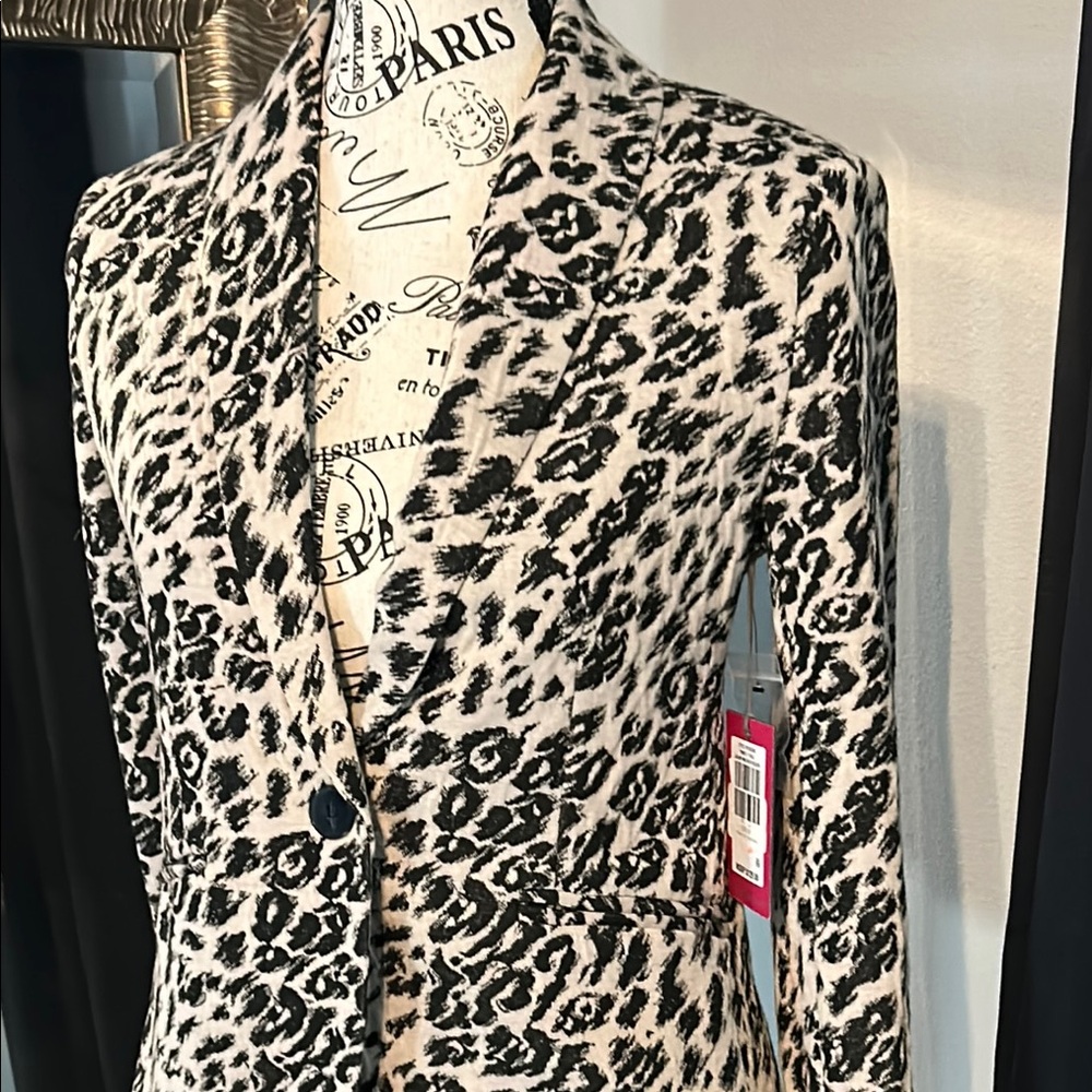 Leopard Print Women's Jacket - Picture 9 of 16